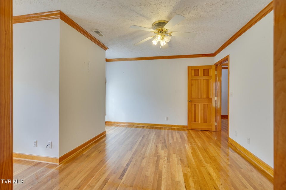Photo #45: 246 Worthington Drive