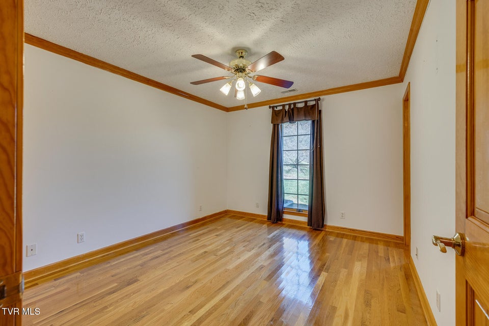 Photo #47: 246 Worthington Drive