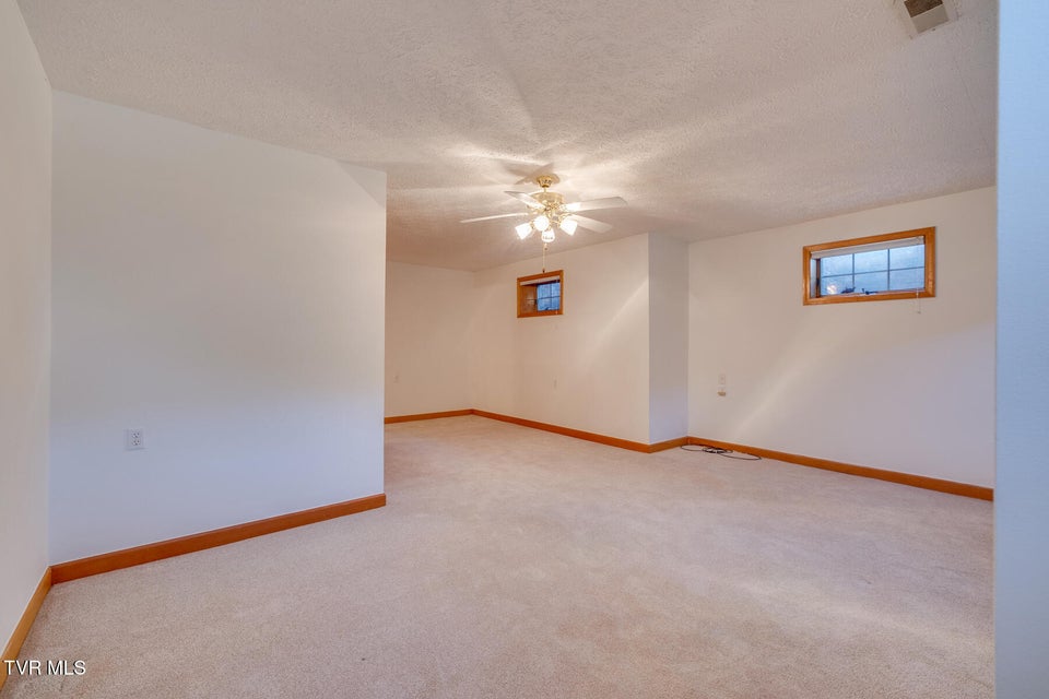 Photo #71: 246 Worthington Drive