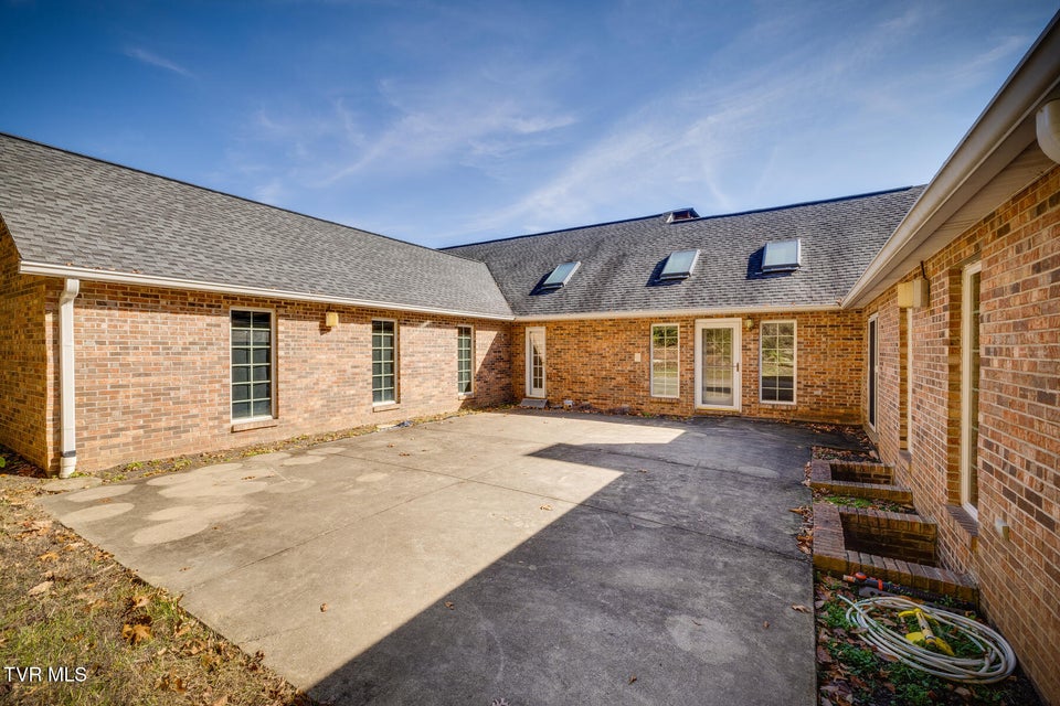 Photo #79: 246 Worthington Drive