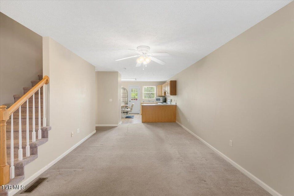 Photo #4: 529 Beaverview Drive