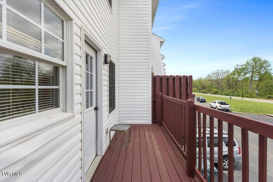Photo #6: 529 Beaverview Drive