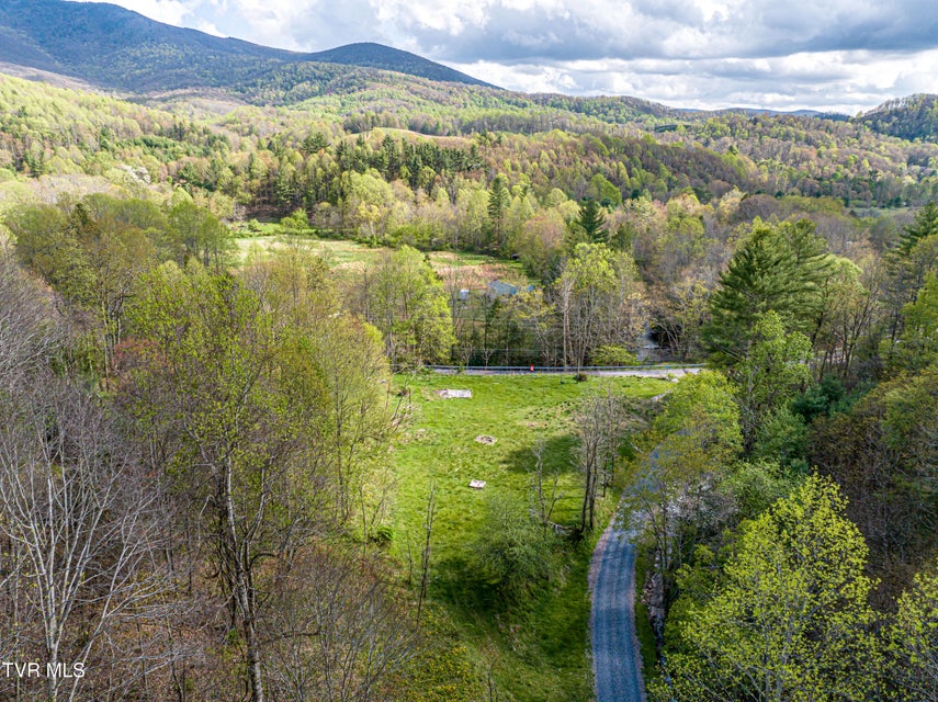 Photo #14: 513 Beadwood Lane
