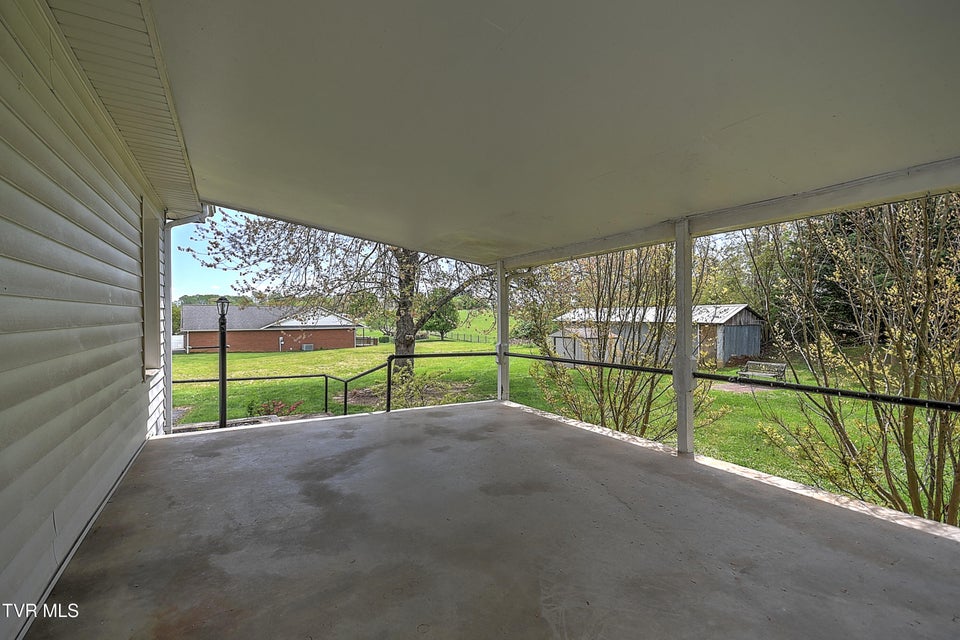 Photo #39: 19032 Woodland Hills Road