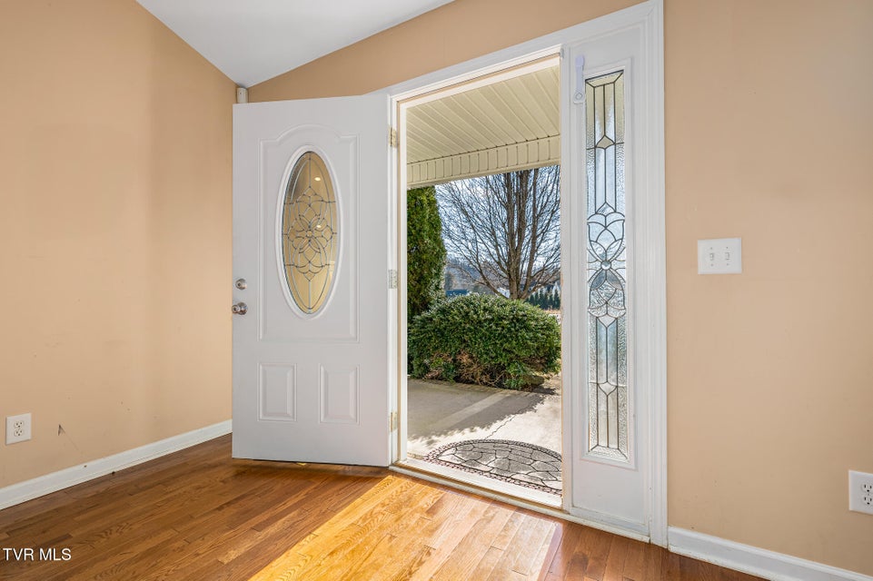 Photo #5: 250 Bradford Lane