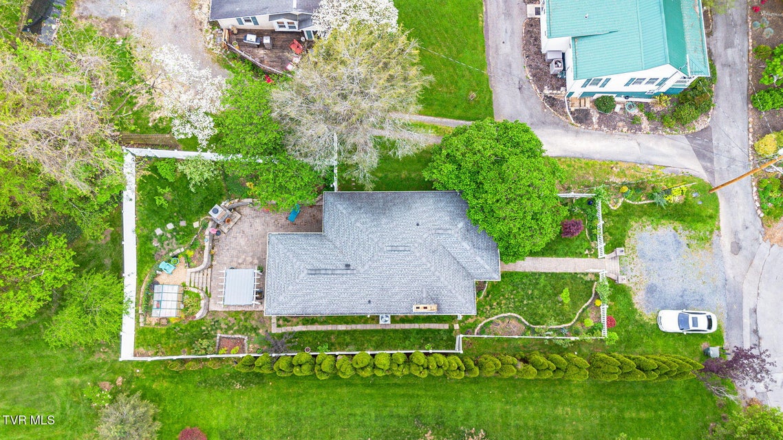 Photo #2: 300 Grove Terrace Drive