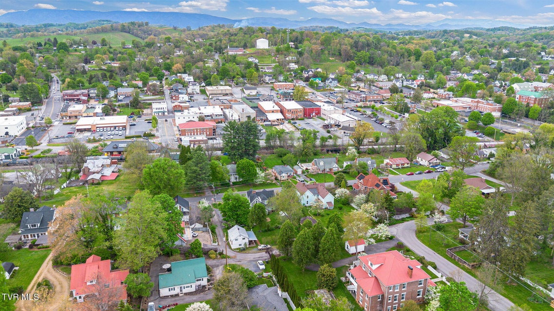 Photo #3: 300 Grove Terrace Drive