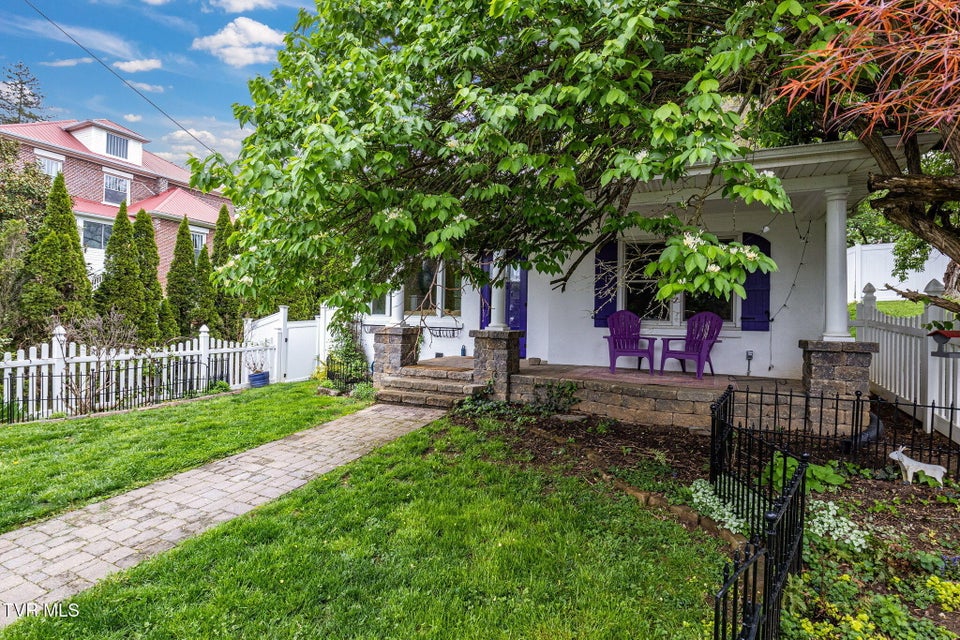 Photo #6: 300 Grove Terrace Drive