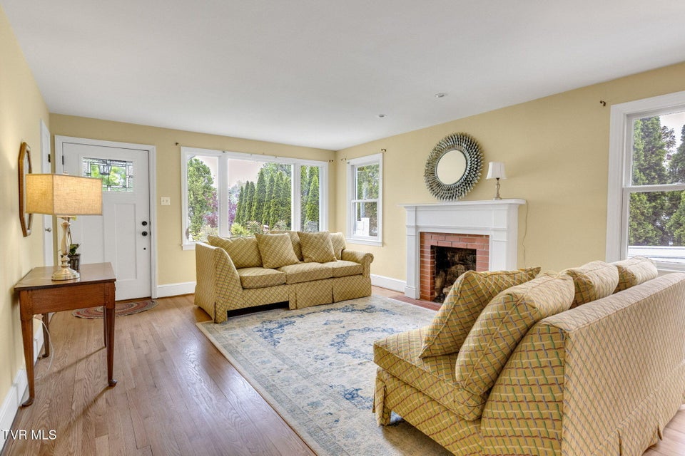 Photo #7: 300 Grove Terrace Drive