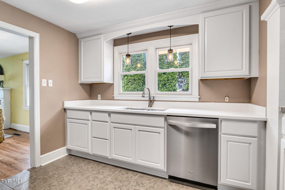 Photo #12: 300 Grove Terrace Drive