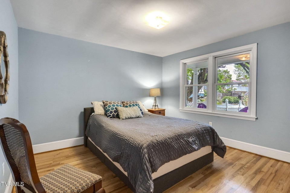 Photo #20: 300 Grove Terrace Drive