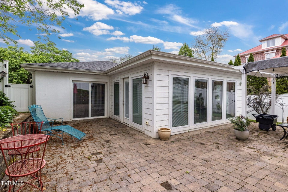 Photo #27: 300 Grove Terrace Drive