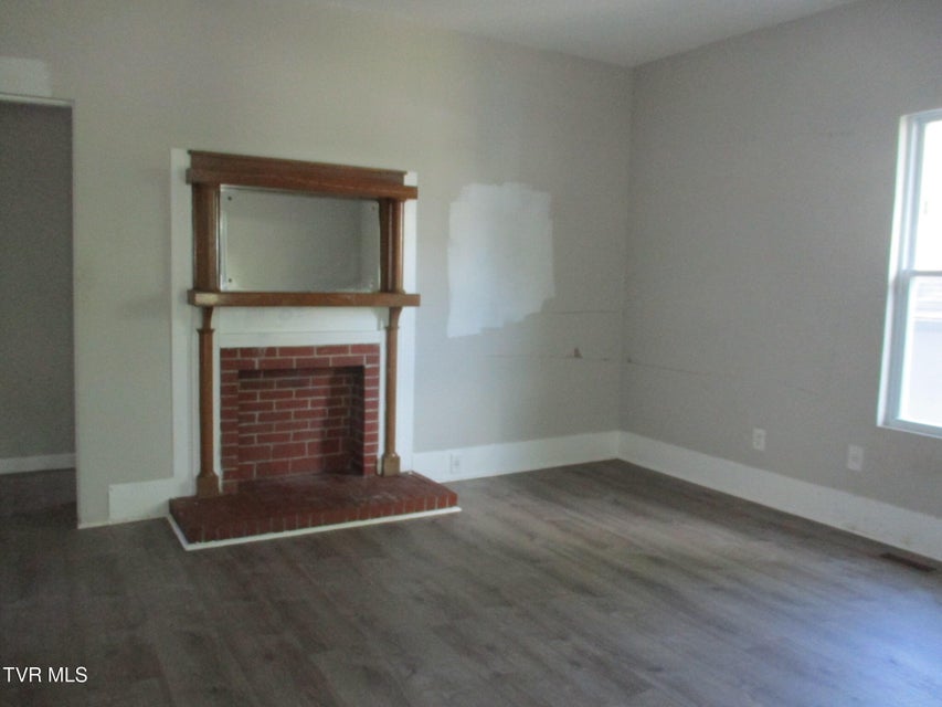 Photo #7: 1209 Golf Street