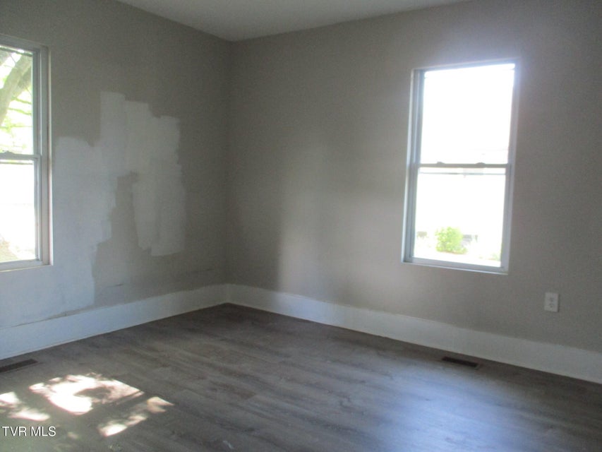 Photo #11: 1209 Golf Street