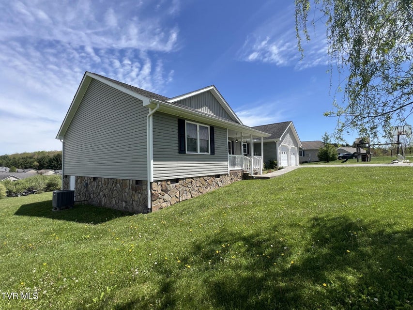 Photo #8: 9774 Shadow Brook Drive