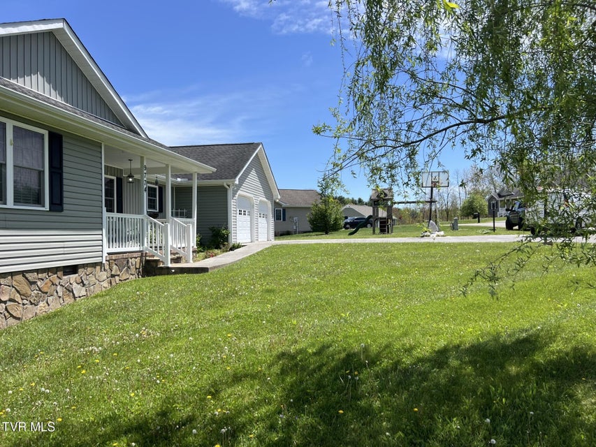 Photo #7: 9774 Shadow Brook Drive