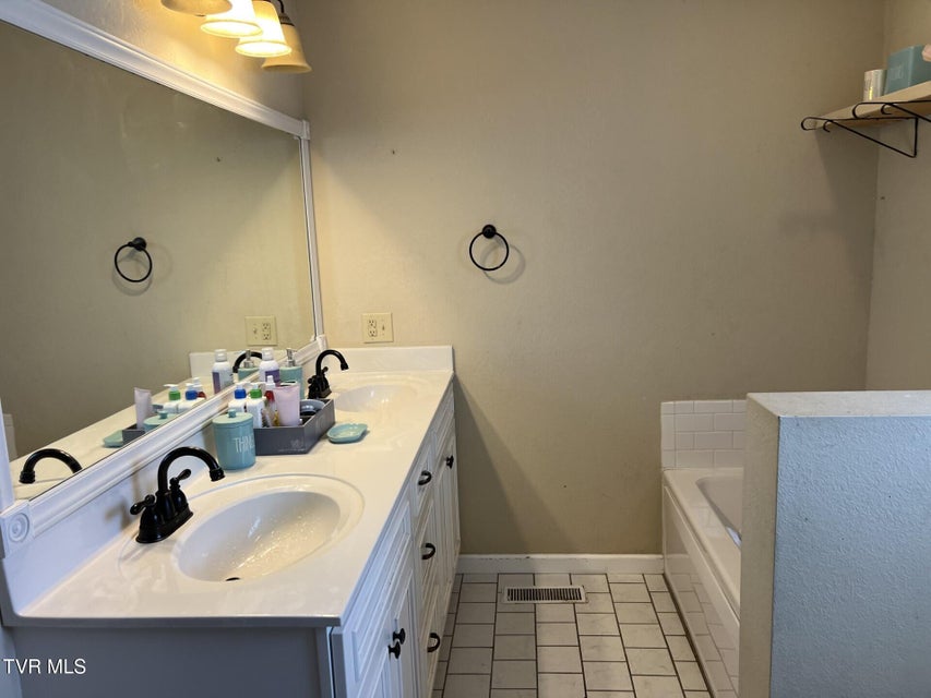 Photo #41: 9774 Shadow Brook Drive