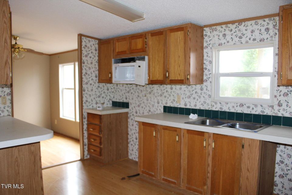 Photo #11: 230 Ridge Road