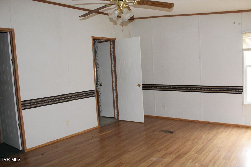 Photo #14: 230 Ridge Road