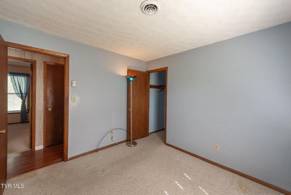 Photo #31: 1400 Forest View Drive