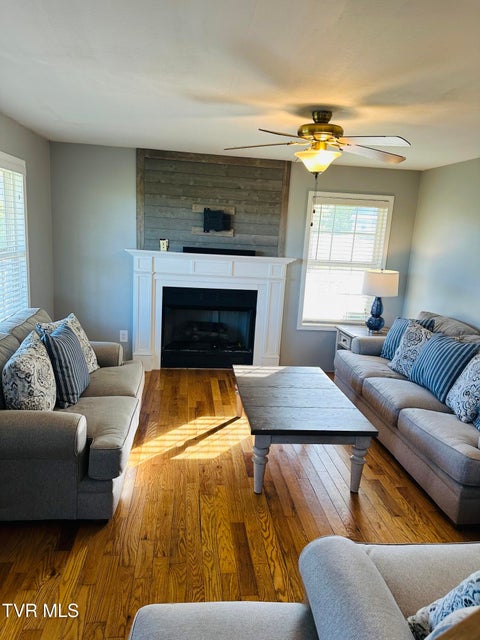 Photo #6: 84 Deerview Lane