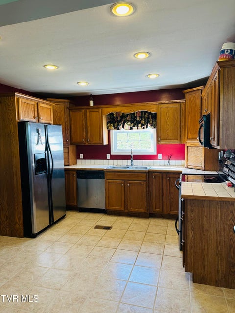 Photo #8: 84 Deerview Lane