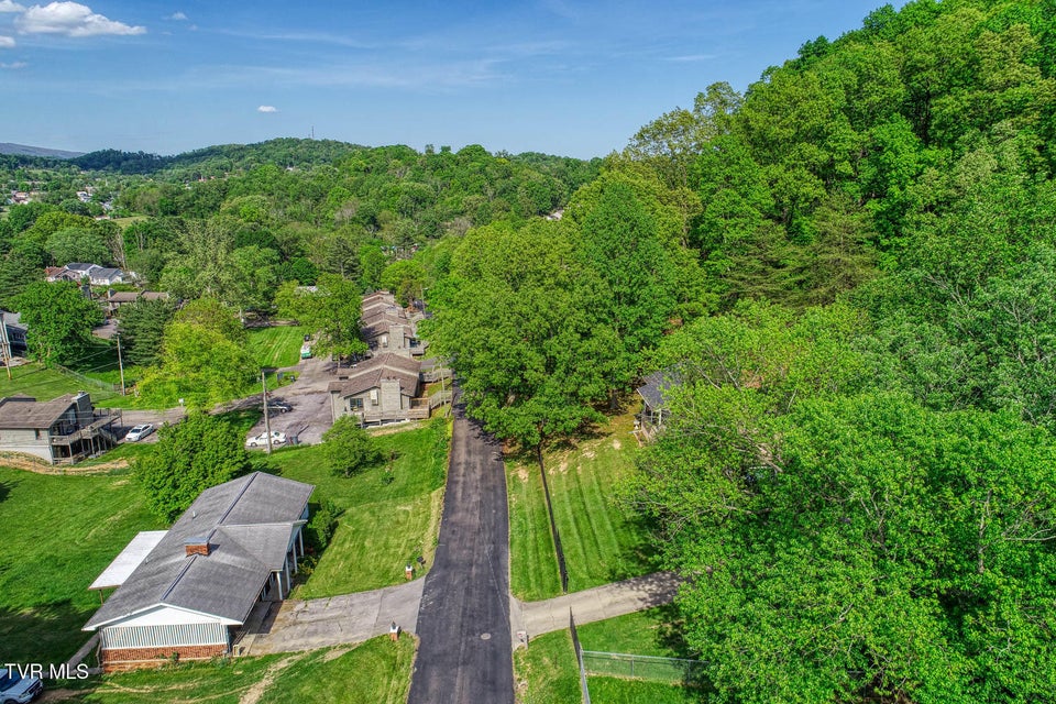 Photo #7: 467 Allen Drive