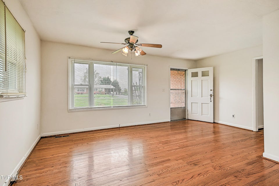 Photo #6: 1809 Ridgemont Drive