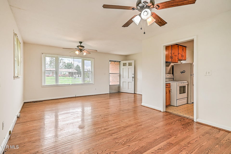 Photo #9: 1809 Ridgemont Drive