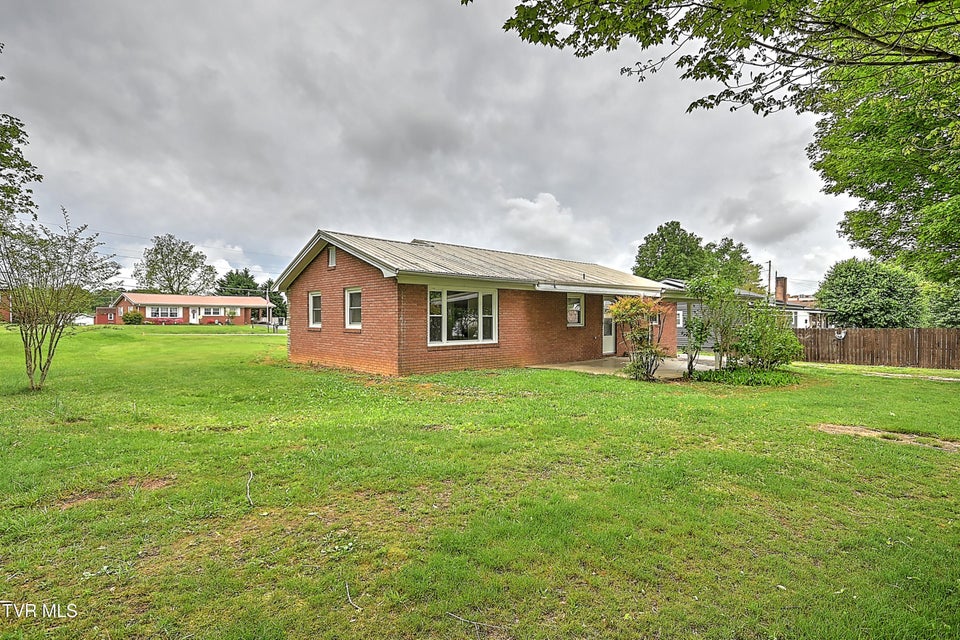 Photo #30: 1809 Ridgemont Drive