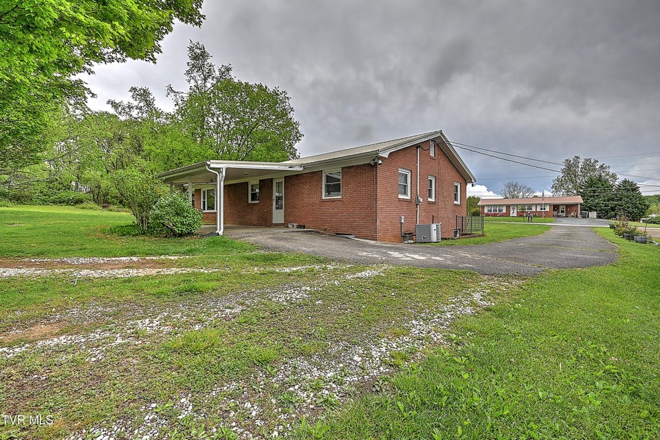 Photo #31: 1809 Ridgemont Drive