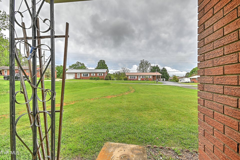 Photo #32: 1809 Ridgemont Drive