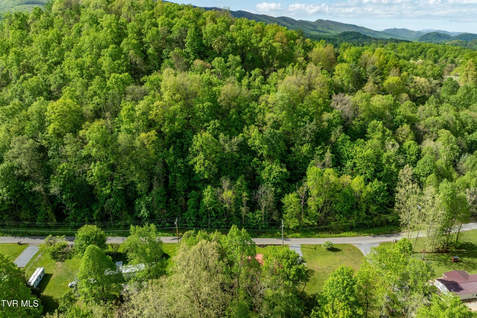 Photo #67: 135 Grindstaff Hollow Road