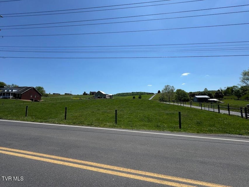 Photo #3: 975 Beaver Creek Road