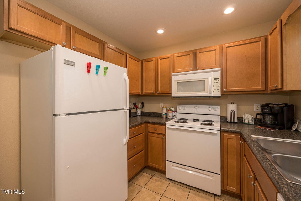 Photo #9: 2834 Seth Avenue