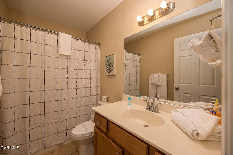 Photo #10: 2834 Seth Avenue