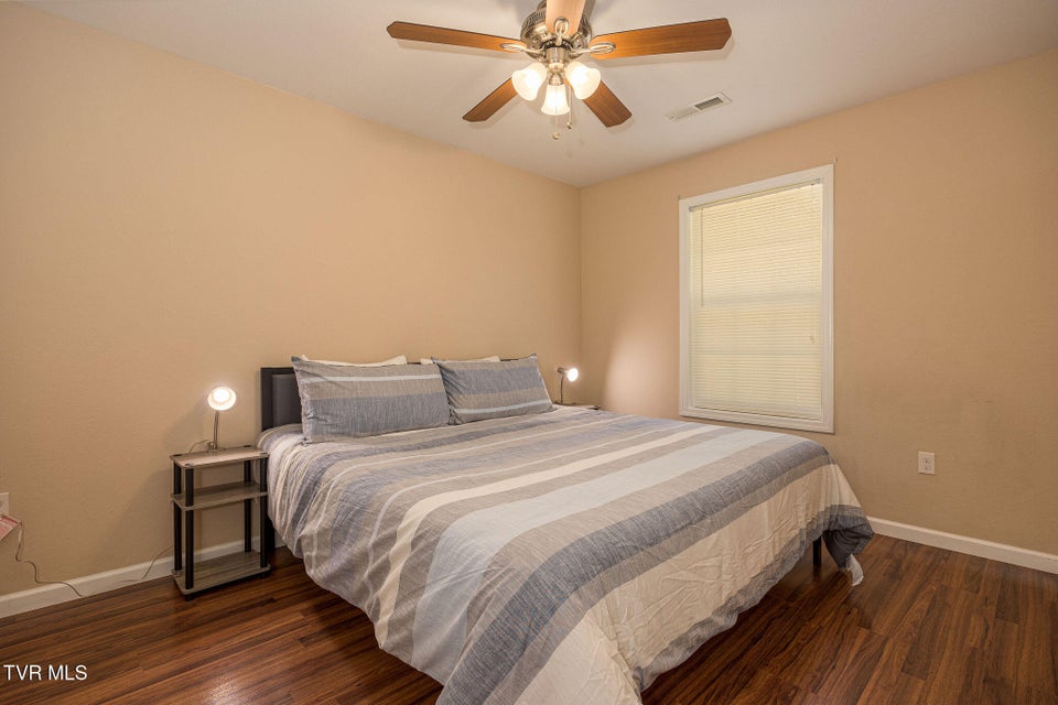 Photo #11: 2834 Seth Avenue