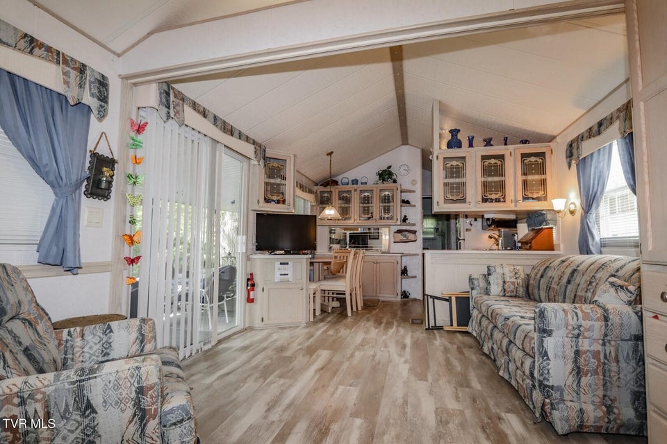 Photo #12: 5355 East Parkway Lot 56