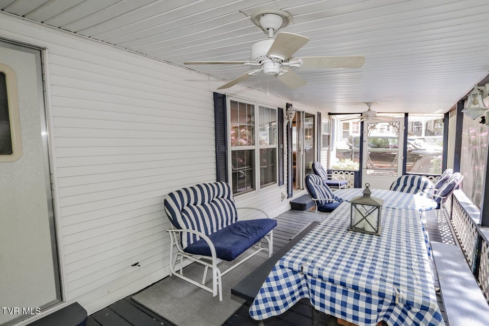 Photo #25: 5355 East Parkway Lot 56