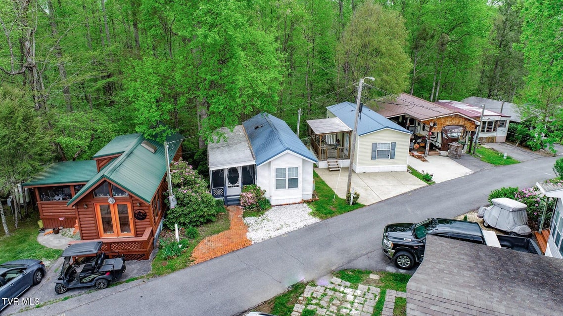 Photo #29: 5355 East Parkway Lot 56