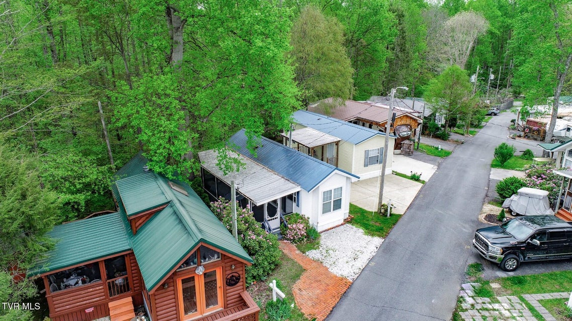 Photo #30: 5355 East Parkway Lot 56