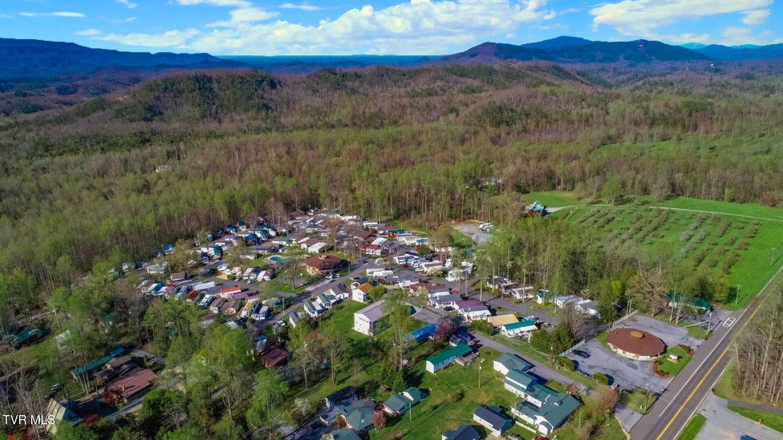 Photo #44: 5355 East Parkway Lot 56