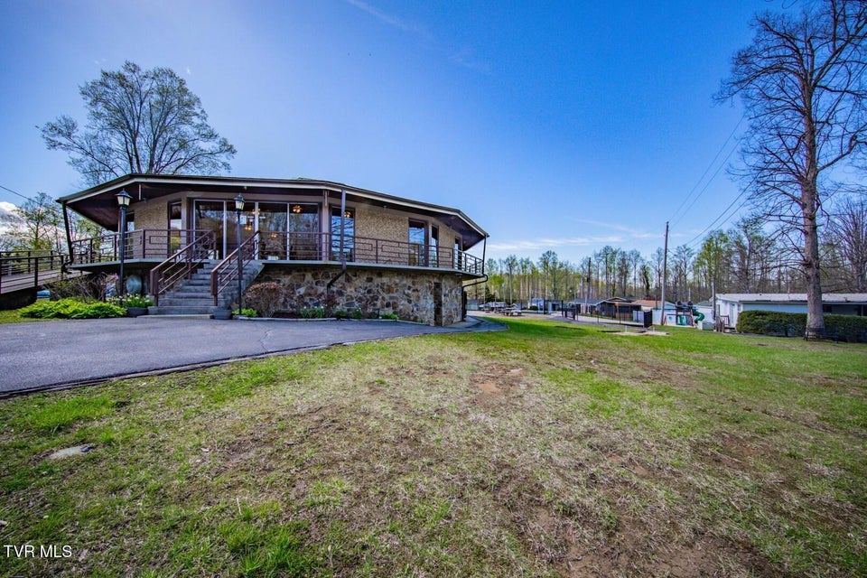 Photo #51: 5355 East Parkway Lot 56