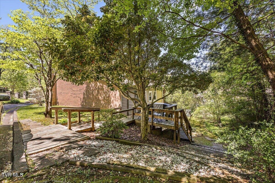 Photo #45: 1837 Presswood Road