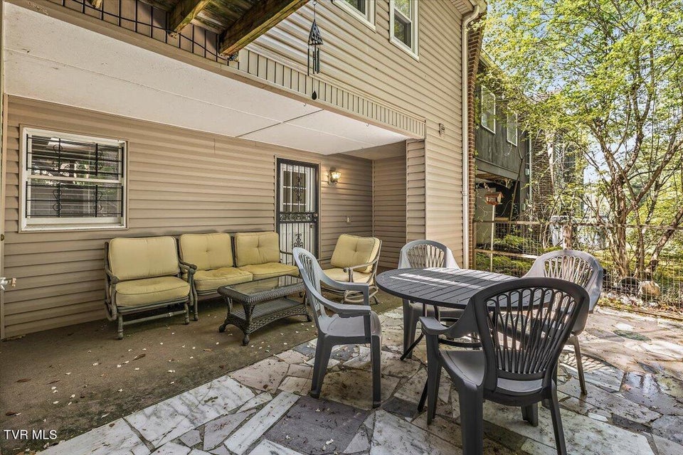 Photo #43: 1837 Presswood Road