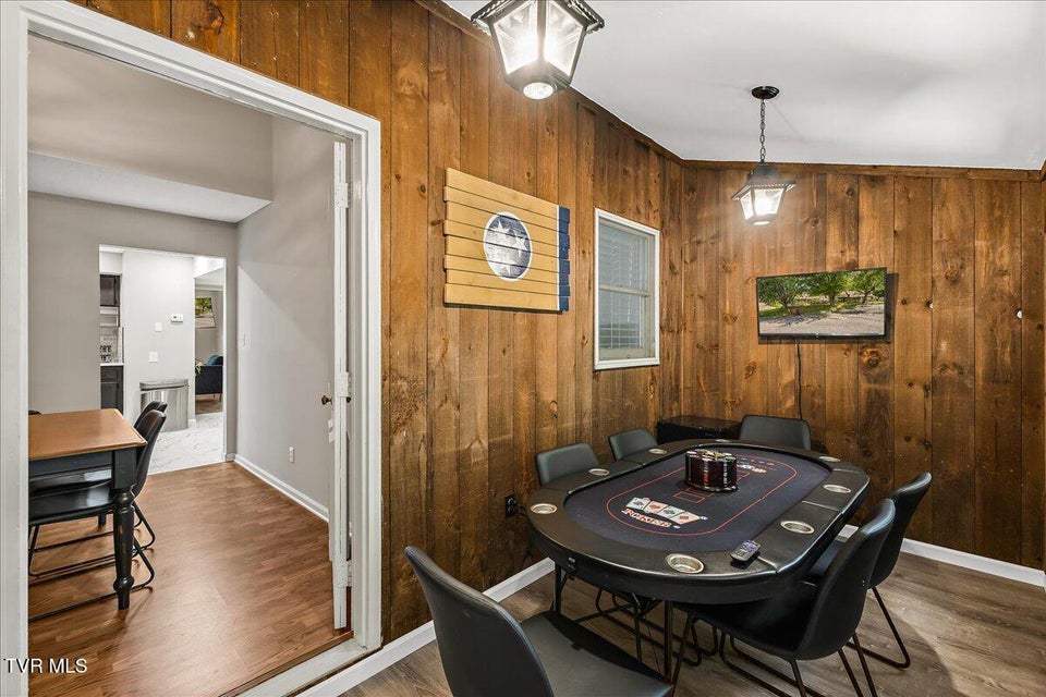 Photo #17: 1837 Presswood Road