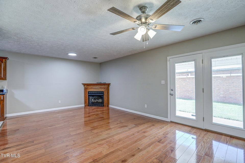 Photo #5: 1544 Jessee Street