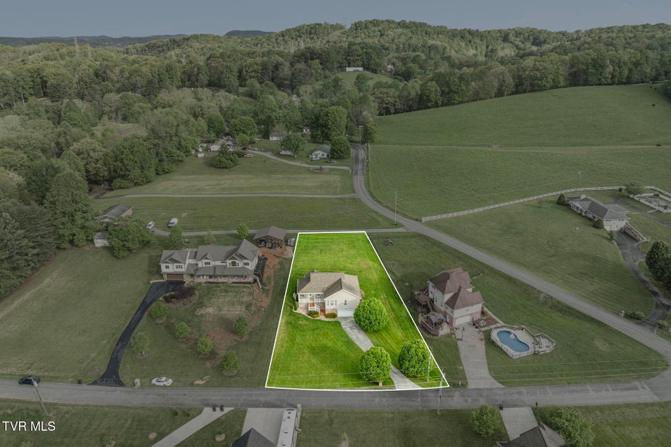 Photo #2: 208 Lakefront Lane