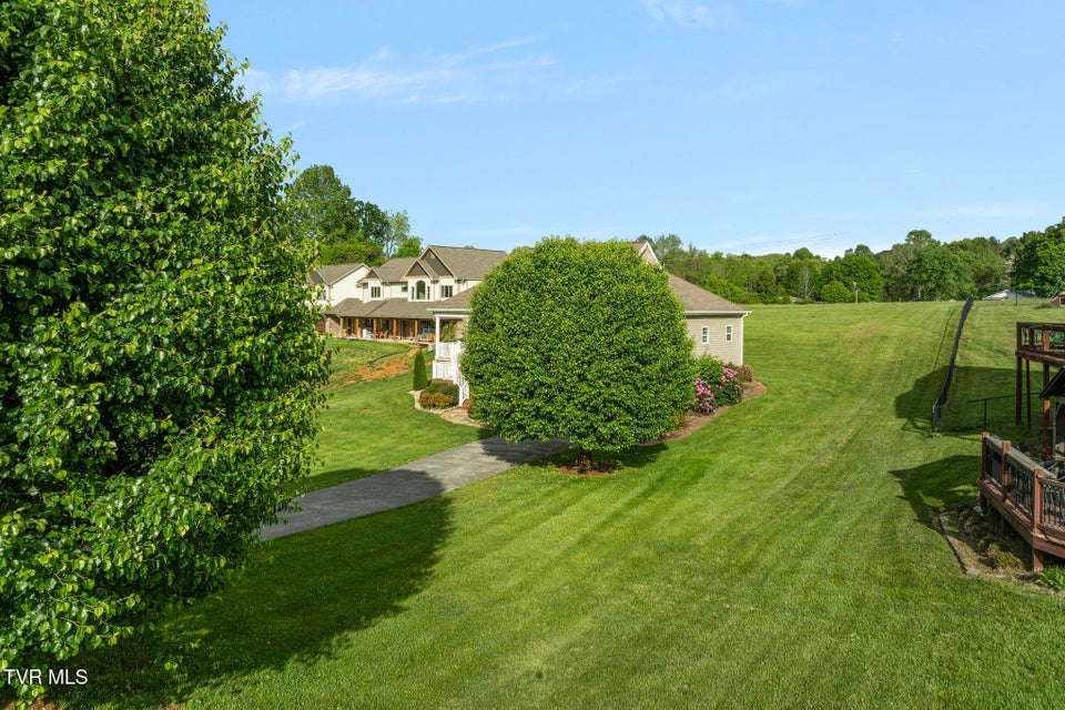 Photo #15: 208 Lakefront Lane