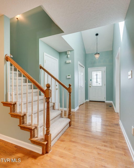 Photo #4: 610 Willowcrest Place